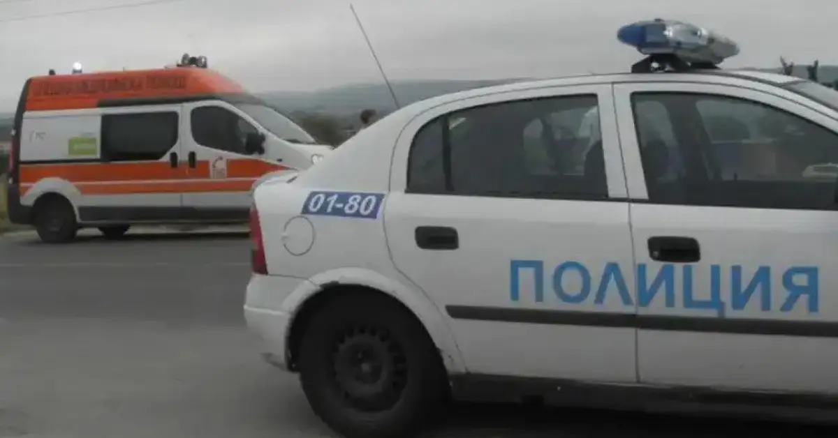 Трагедия след тежката катастрофа край Бургас: единият шофьор почина Трагедия след тежката катастрофа край Бургас: единият шофьор почина