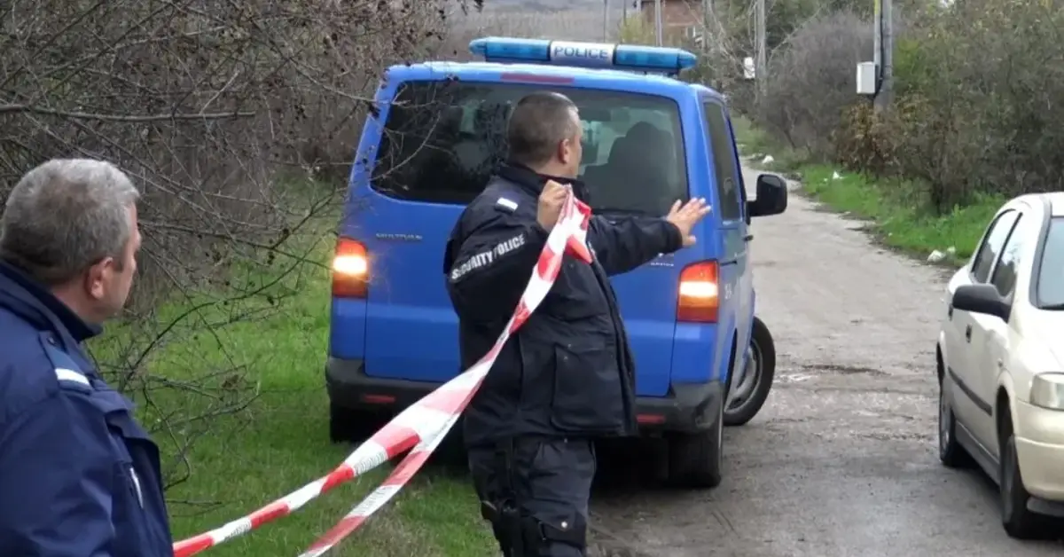 Кървава разправа в Разложко: 76-годишна жена е мъртва, неин близък е пребит – задържан е роднина Кървава разправа в Разложко: 76-годишна жена е мъртва, неин близък е пребит – задържан е роднина
