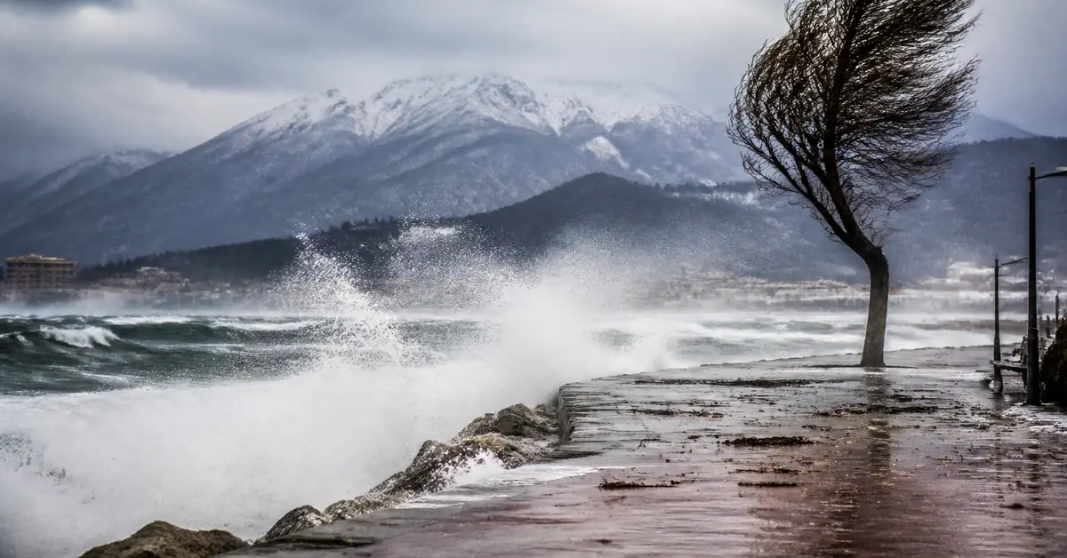 Снимка Copyright © 7kefa.com Нова порция студ нахлува в България: Силен вятър, порои и сняг в планините - ето кога времето се обръща