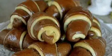 Рецепта за черно-бели мини кифлички, които изчезват за минути 1