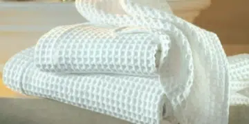 Прост метод помага да се отстранят лесно и бързо петната от кухненските кърпи 8