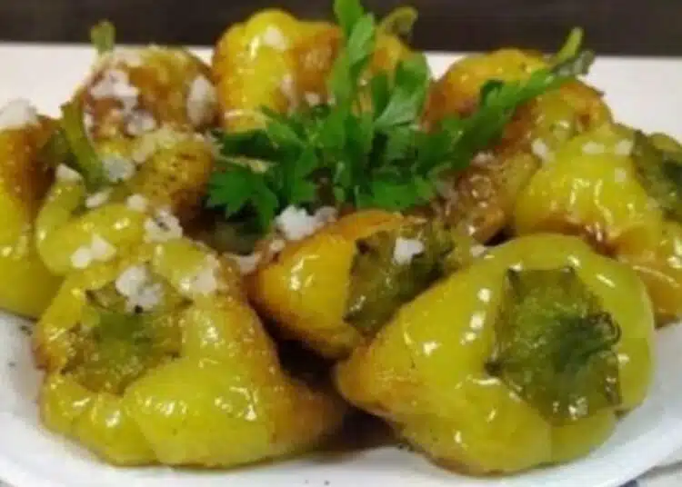 Ароматни печени чушки с чесън – простичко ястие с невероятен вкус 1
