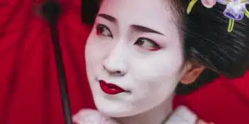 Тайните на гейшите за безупречна кожа и здрава, блестяща коса 1