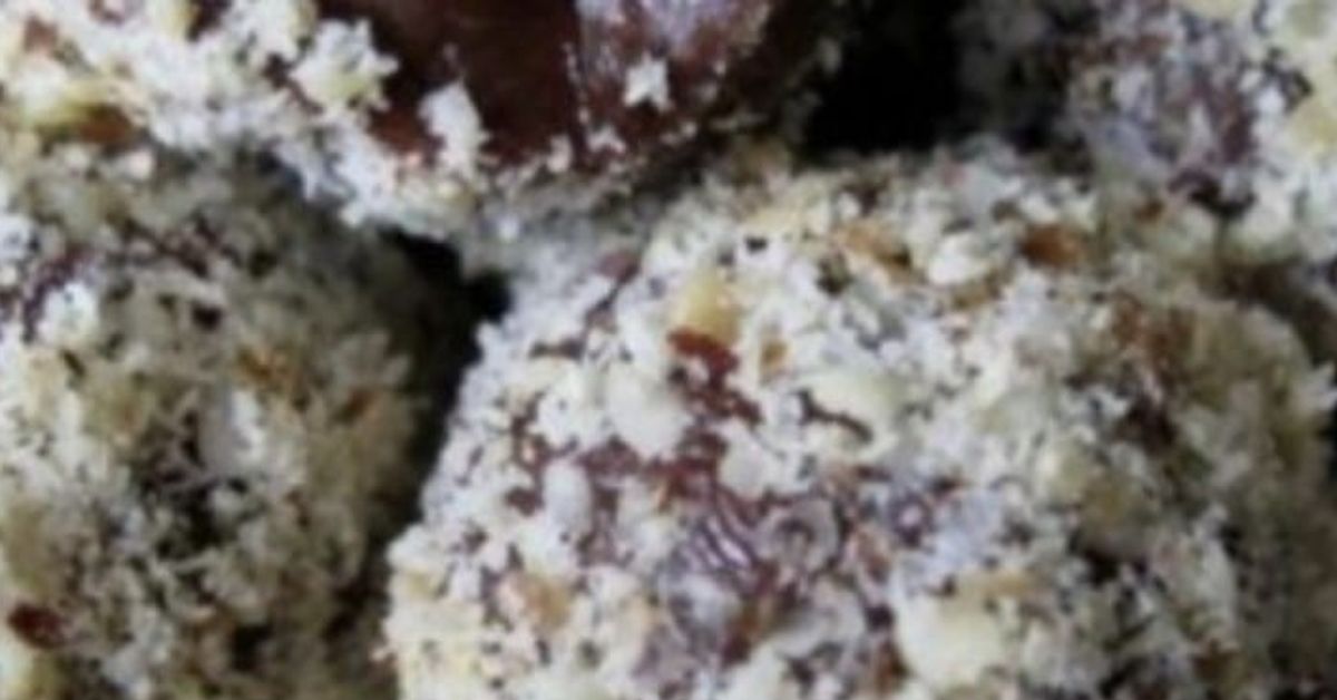 Пудинг топчета, които се приготвят за минути – лесна и вкусна рецепта Шоколадови бонбони, поръсени с натрошени ядки