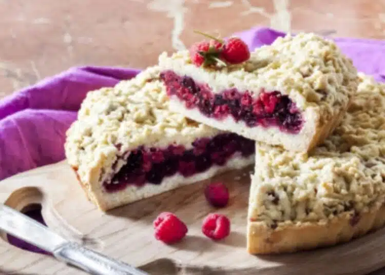 Носталгията на вкуса от детството: настърган сладкиш по бабината рецепта 1