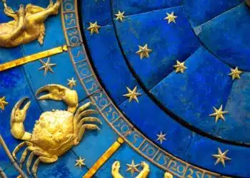 Топ 3 зодии, които ще изпитат трудности през октомври 2025 6
