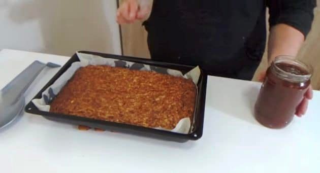 Печен ябълков сладкиш