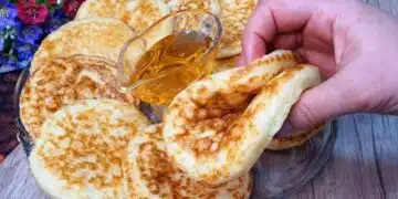 Пухкави копринени палачинки – рецептата, която винаги се получава 1