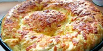 Домашна сиренка с кашкавал – пухкаво тесто, аромат на масло и вкус, който няма равен 7