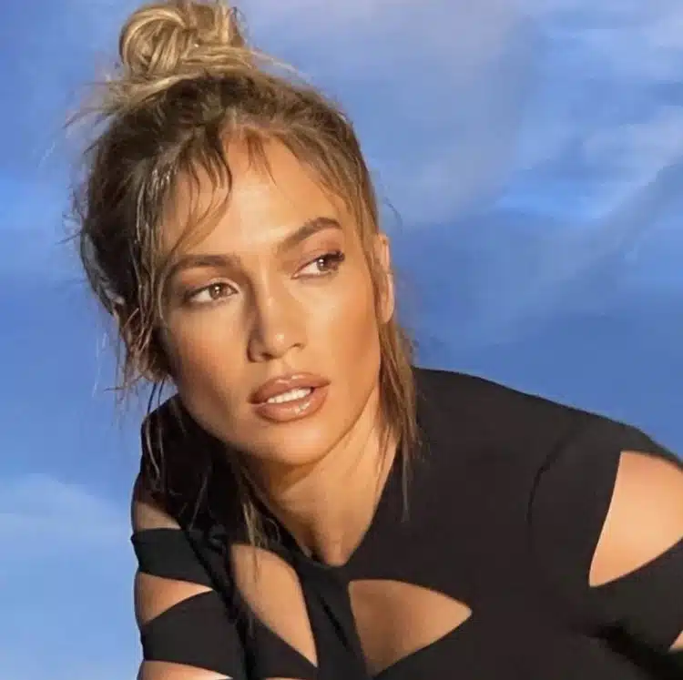 Най-красивите звезди над 40 – рейтинг, съставен от обикновените хора 26 Най-красивите звезди над 40 – рейтинг, съставен от обикновените хора 26