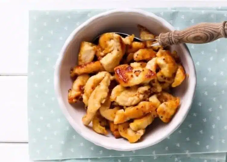 Вкусно пилешко месо с мед: става само за 20 минути 1