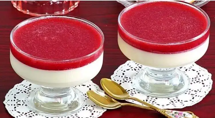 Отдайте се на изкушението и пригответе този уникално вкусен десерт с ягоди! 1 Отдайте се на изкушението и пригответе този уникално вкусен десерт с ягоди! 1