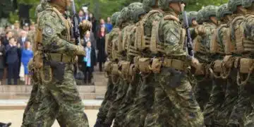И българските военни с увеличение на заплатата – 10% нагоре! 15