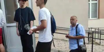 63 годишен мъж дойде от Истанбул, за да се яви на матура по БЕЛ, причината – по-висока пенсия! 1