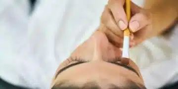 Трябва да се знае! С домашни съставки можем да потъмним веждите си, ето как: 1