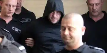 5 месеца преди да отнеме 2 човешки живота Семерджиев е спрян от полицаи, минал на червено, ето какво казаха те: 7