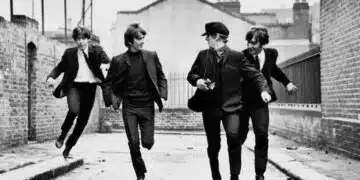 Исторически вещи на The Beatles ще се предлагат на търг със обща стойност 9 милиона долара 1