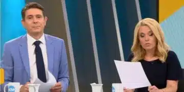Силен трясък озвучи студиото на сутрешния блок с водещи Виктор Николаев и Мира Иванова 10