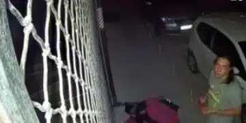 Някой може ли да разпознае тези двамата от снимката?! Направили са нещо много грозно! ВИДЕО 5