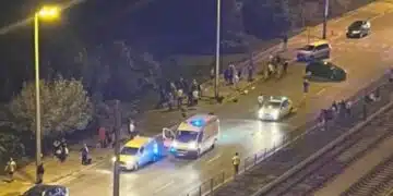 5 годишно дете пострада при сблъсъка между две коли в столицата – било на тротоара с майка си! 11