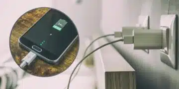 Вредно ли е да зареждате мобилното си устройство по няколко пъти на деня? Отговорът ще Ви изненада! 3