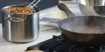 С този помощник в кухнята упоритите замърсявания ще изчезнат завинаги! 4