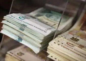 Вдигат заплатата на 500 хиляди българи от догодина! Ето кой може да получи допълнително увеличение догодина.. 5