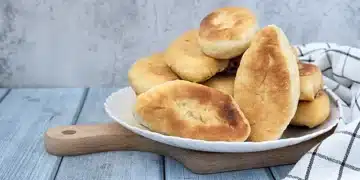 Със зеле, с гъби и с лук: 3 рецепти за мързеливи питки, които мъжът ми и децата изяждат още преди да сме на масата 4