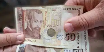 Преди 1 година дадох 100 лева на просякиня в софийски подлез, тя изчезна, но онзи ден момичето ме намери! 1