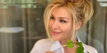 Гала се похвали, че са я канили в политиката, намекна и за нещо ново и вълнуващо 1