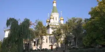 Руската църква ще бъде отворена? Пращат нов предстоятел от Москва, който да го стори! 6