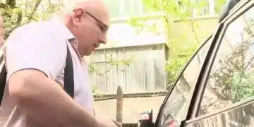От Александровска болница отстраниха временно доцент Манол Соколов, който получи апартамент в Лозенец като дарение! 2