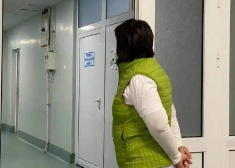 Тъжна статистика – все по-голям брой възрастни хора биват изоставени от семействата си в болнични заведения 1