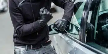 Ето как топ джамбазите в България крадат коли за 50 хиляди с джаджа, която действа за секунди 9