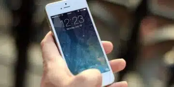 Скандалът се вихри все повече! Разпространяват тел. на членовете на ЦИК, потребители с призив към всички да звънят и да питат защо са отменили машините 1