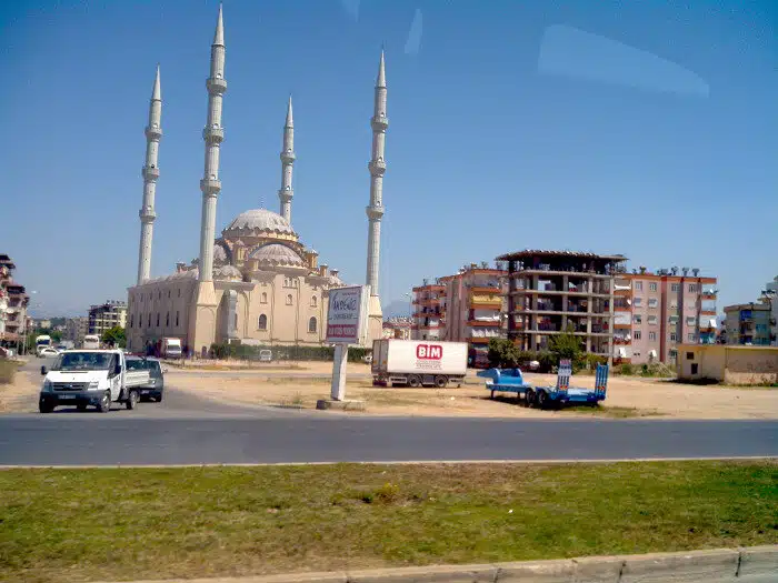 Най-ужасният хотел в Турция: враждебен персонал, болести в басейна и проблеми с багажа 4