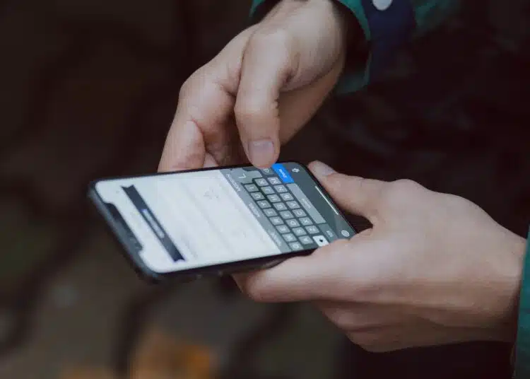 Изтрий тези SMS-и от телефона си, те нямат място в паметта му и са проблем 1