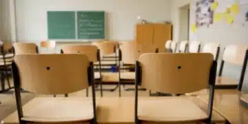Ето в кои общини няма да се ходи на училище заради снегокалипсиса! 8