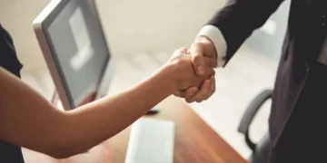 Служители прецакват работодателите, те вдигат ръце и търсят помощ от държавата, вече няма на къде 1
