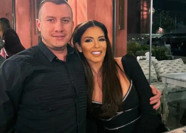 Фолк дивата Анелия откровена за личния си живот с половинката Любомир Захаринов 1 Фолк дивата Анелия откровена за личния си живот с половинката Любомир Захаринов 1