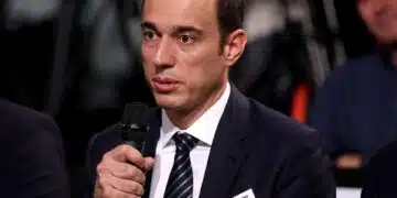 Кметът на София Васил Терзиев призова: Гражданите да почистят снега пред магазините и жилищата си! 5