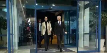 От последните минути! Сред заложниците на “Хамас“ има двама наши сънародници! Мария Габриел го потвърди! ВИДЕО 3