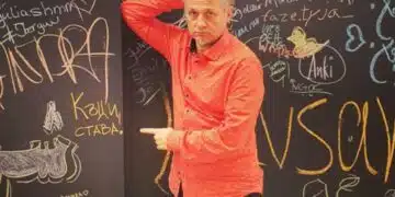 След снощната новина Къци Въпцаров намери удобен момент и се подигра на BTV 2
