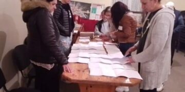 Още култови изцепки от изборите! В Пернишко решили, че печати на бюлетините не са нужни! 2