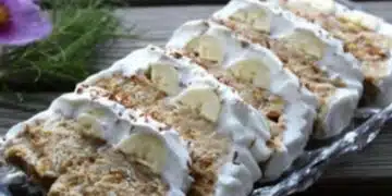 Лесна, сочна, бърза, вкусна торта с кисело мляко за 15 минути – без варене и печене! Има начин! 13