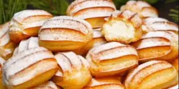 Десертен деликатес 3 в 1! Подобрена рецепта, по-вкусна от еклери, понички и тулумбички взети заедно, а колко лесно се прави! 12