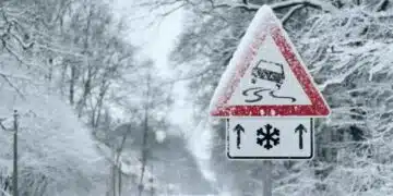 Бъдете предупредени! В 6 области у нас в събота – код червено за опасно време, 30 см сняг и повече! КАРТА 13