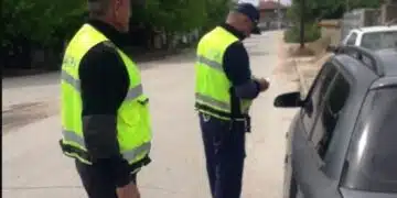 Джигит, който си позволи да кара със 132 км/час през населено място, отнесе солидна глоба! 9