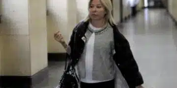 Докато издирват Брендо, родата му успя да осъди държавата за пари... 14
