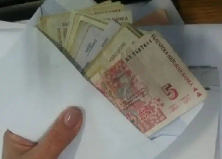 Ново 20! От НАП решиха да пращат писма за заплатите под масата – ще очакват и отговор! 1
